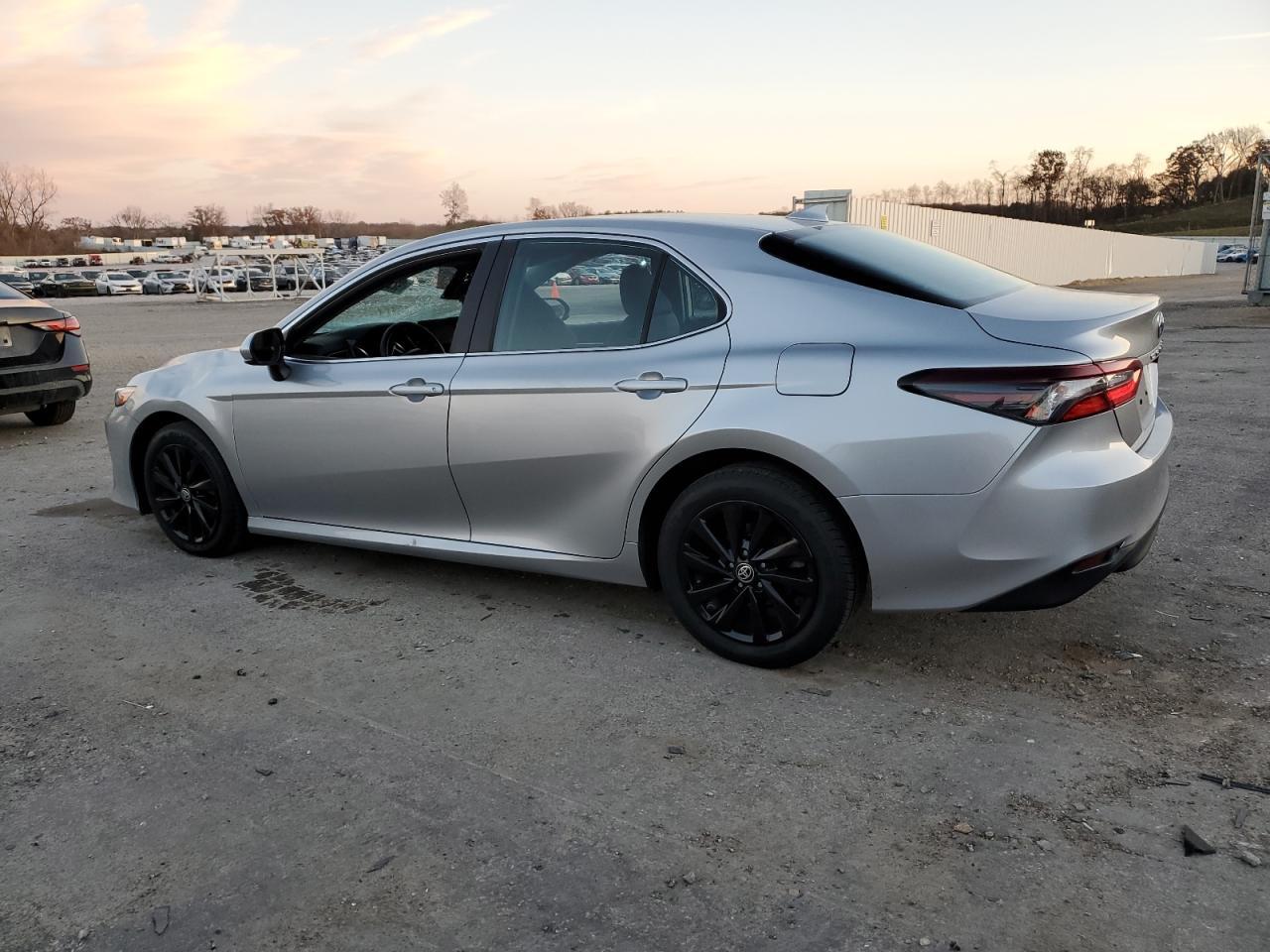 2022 TOYOTA CAMRY