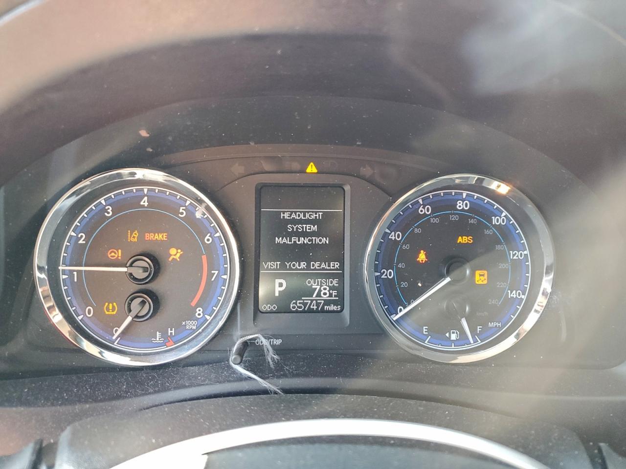 2018 TOYOTA COROLLA