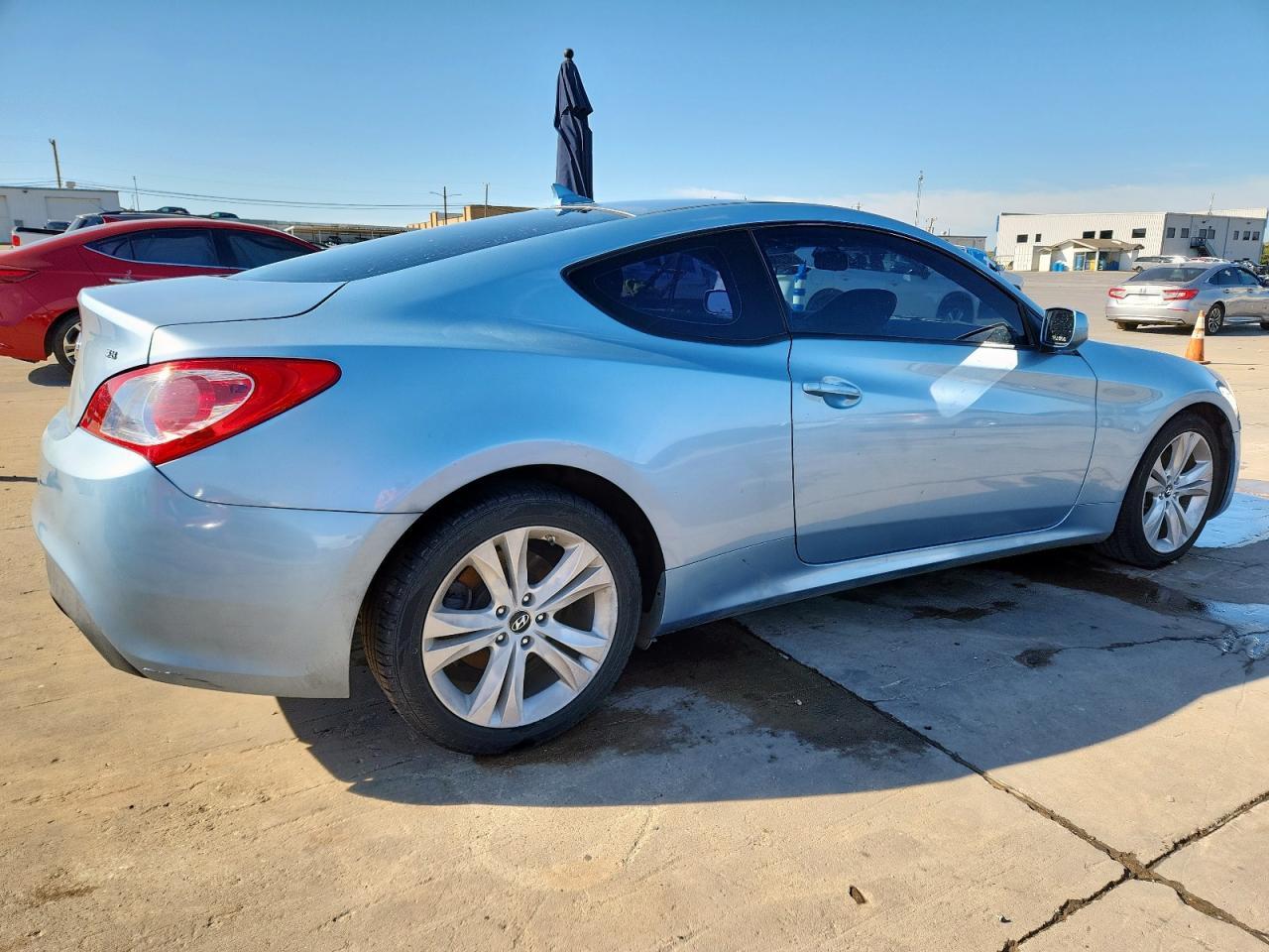 2010 HYUNDAI GENESIS