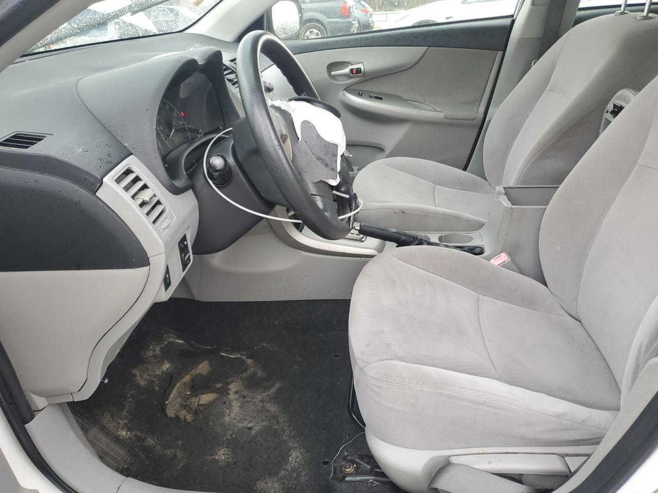 2011 TOYOTA COROLLA