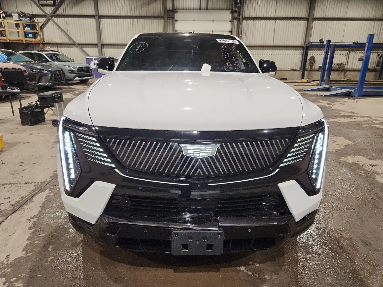 2025 CADILLAC ESCALADE