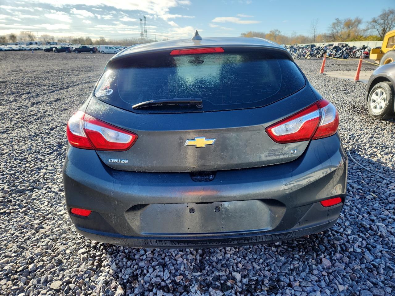 2017 CHEVROLET CRUZE