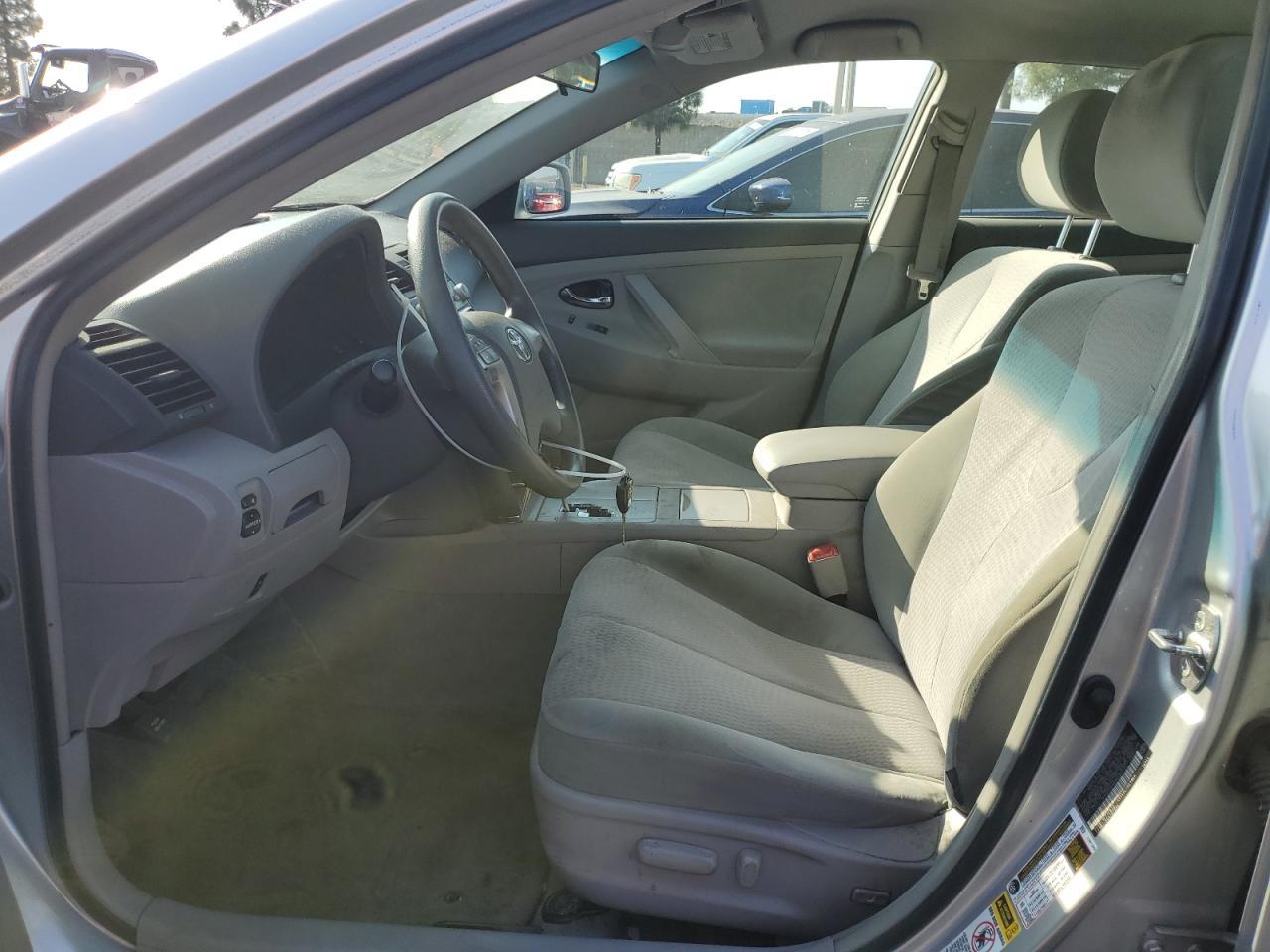 2010 TOYOTA CAMRY