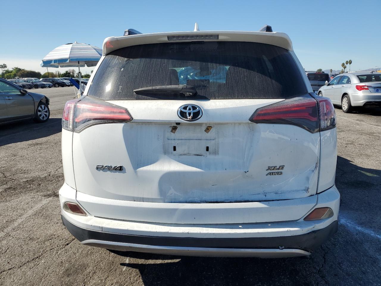 2018 TOYOTA RAV4