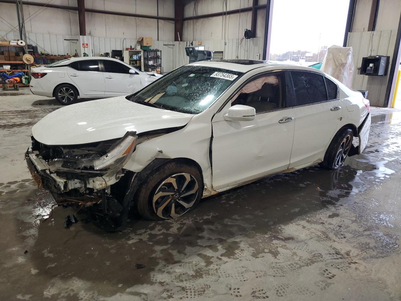 2017 HONDA ACCORD