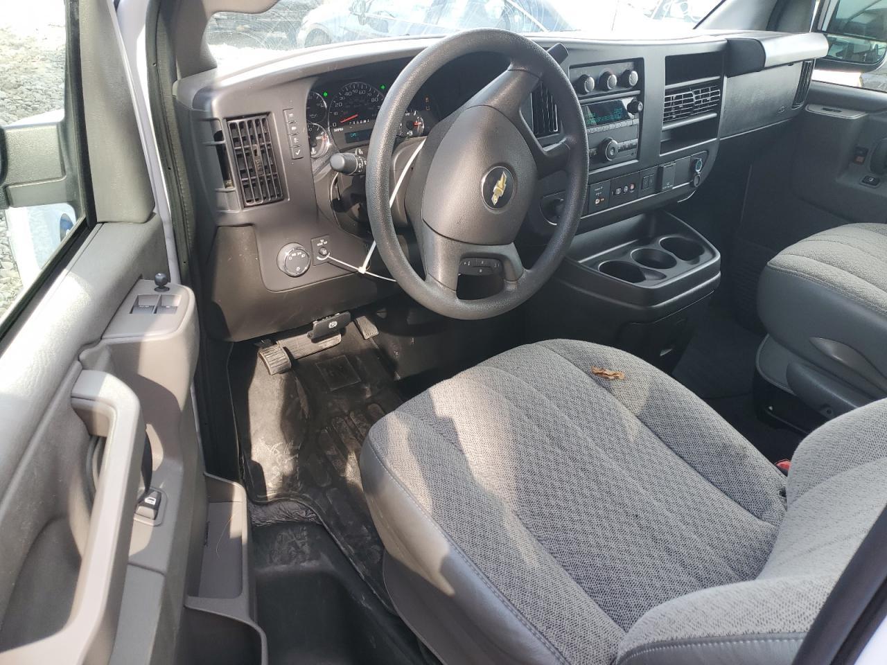 2024 CHEVROLET Express 3500