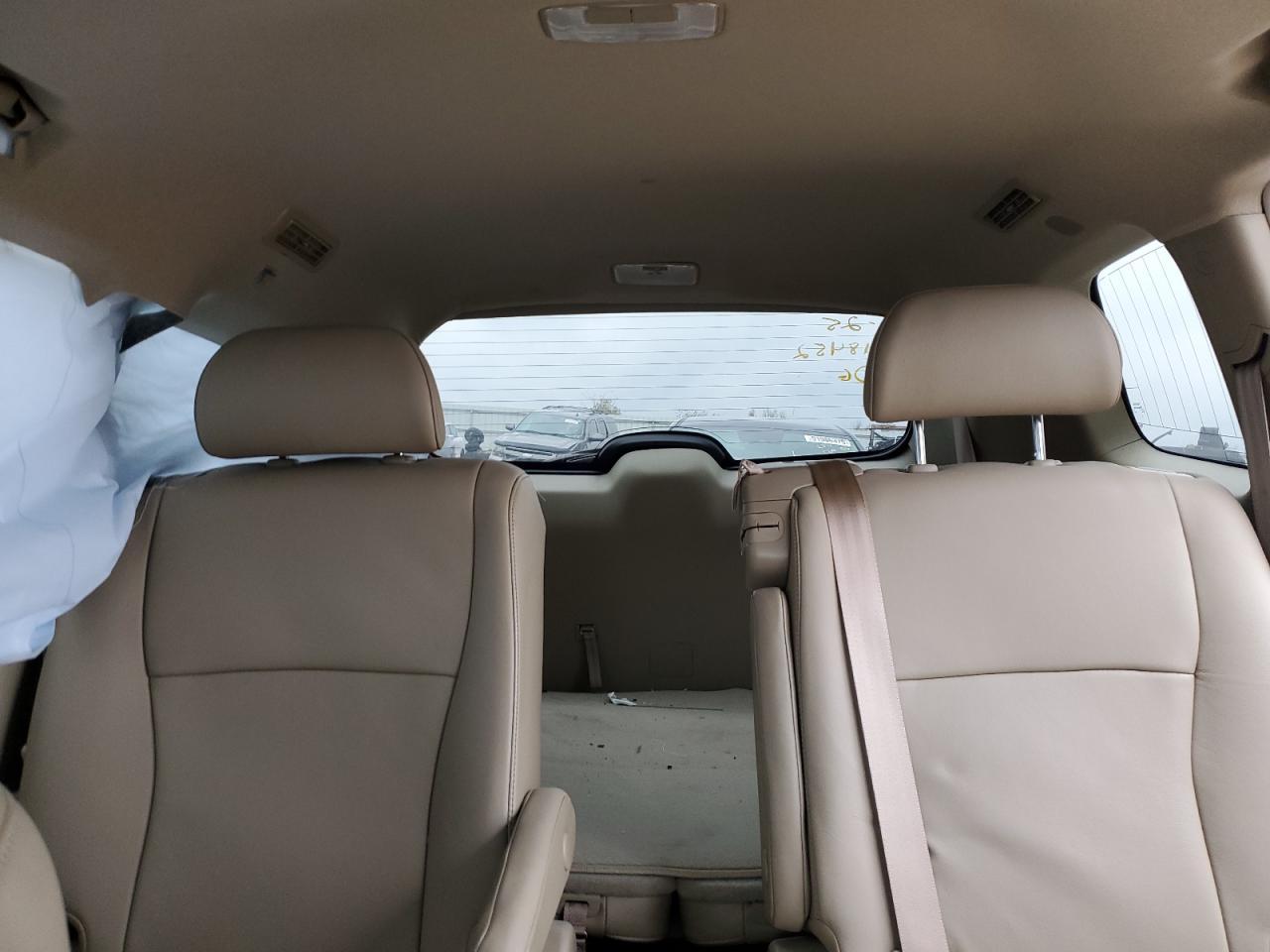 2013 TOYOTA HIGHLANDER