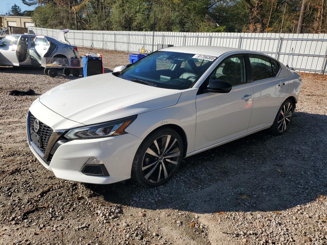 2022 NISSAN ALTIMA