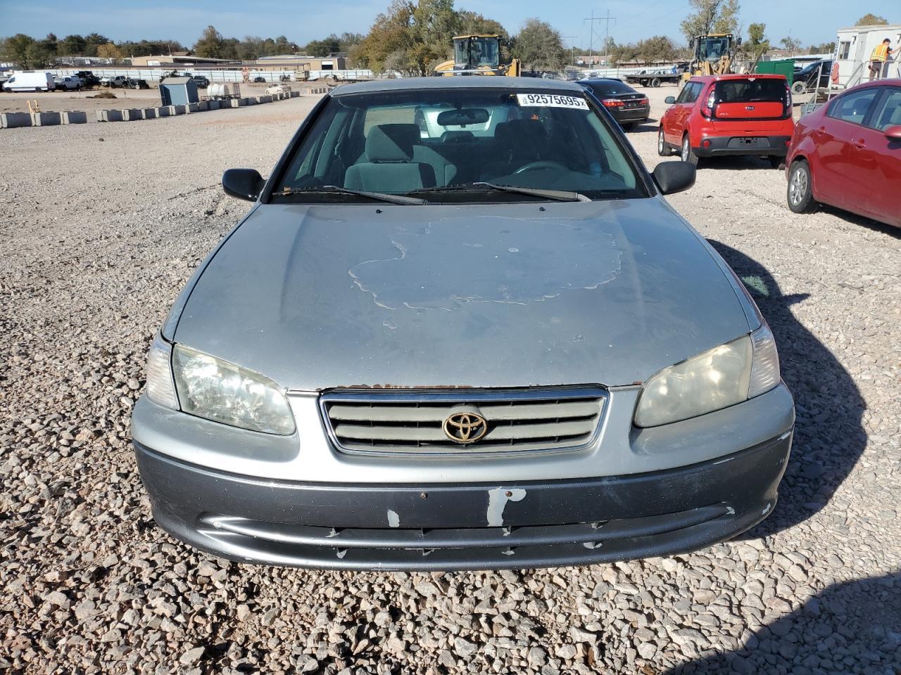 2001 TOYOTA CAMRY