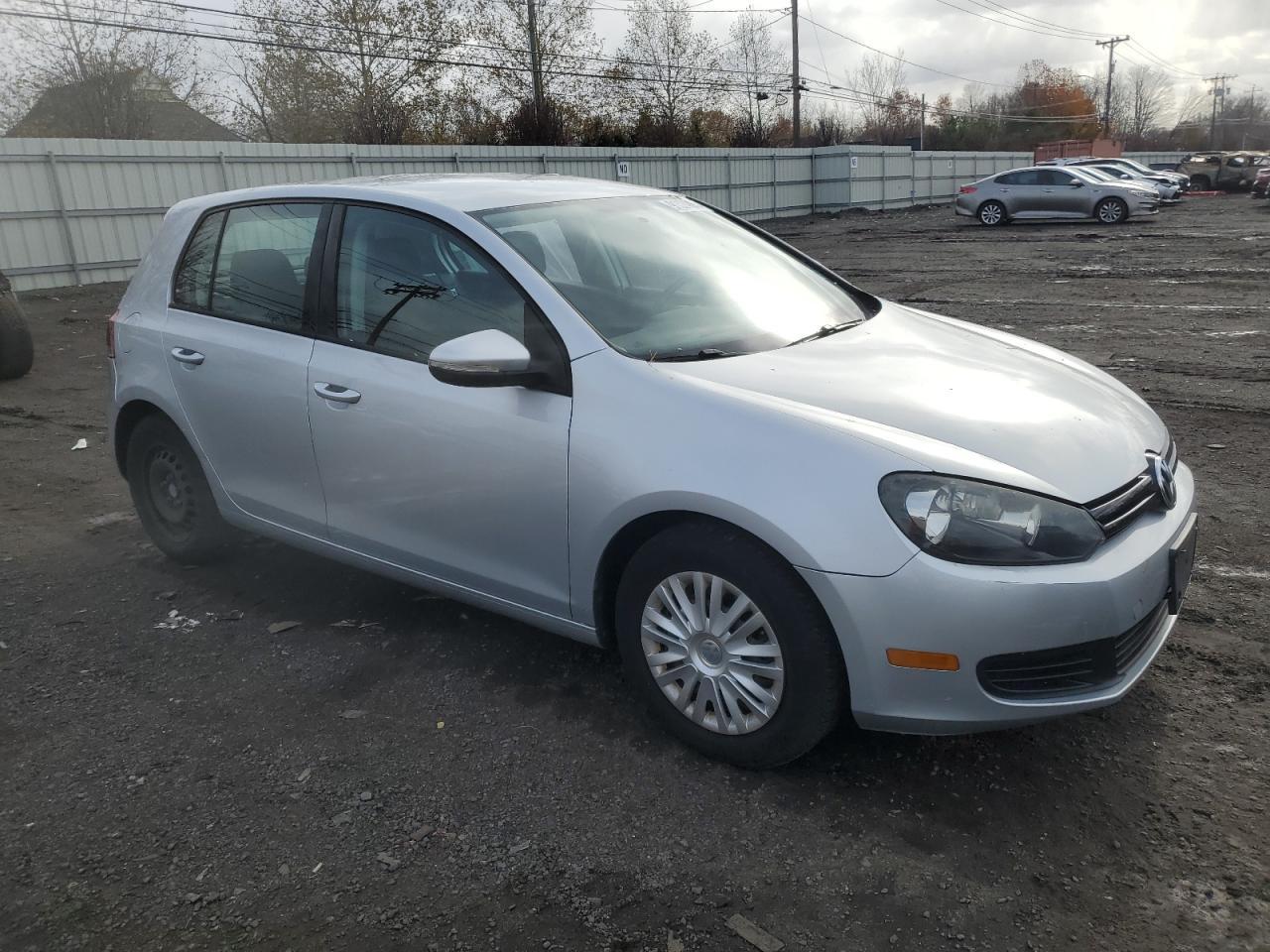 2012 VOLKSWAGEN GOLF