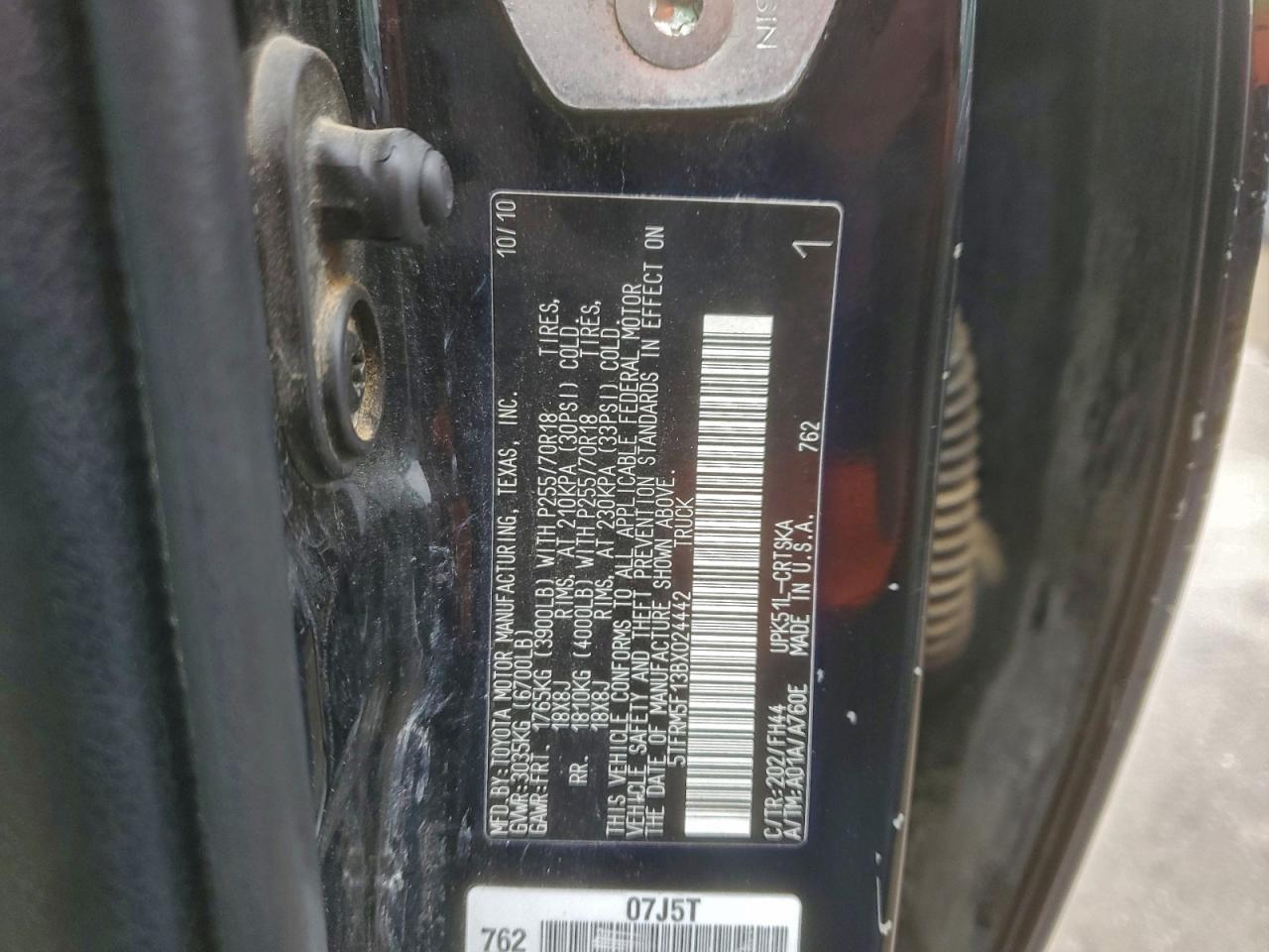 2011 TOYOTA TUNDRA