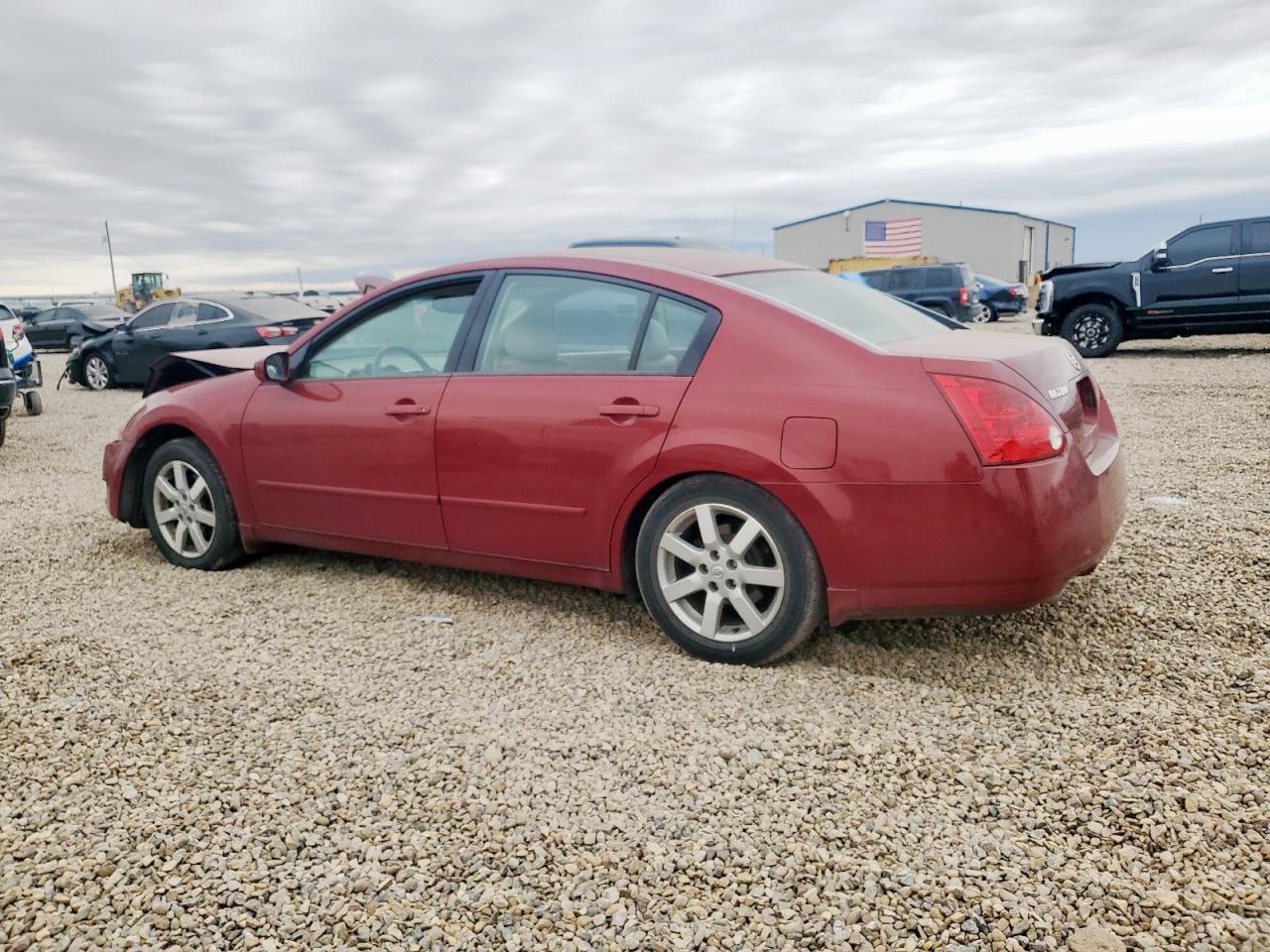 2004 NISSAN Maxima