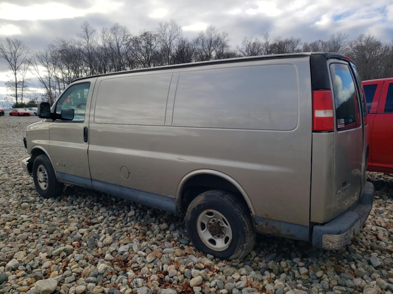 2004 CHEVROLET Express 3500