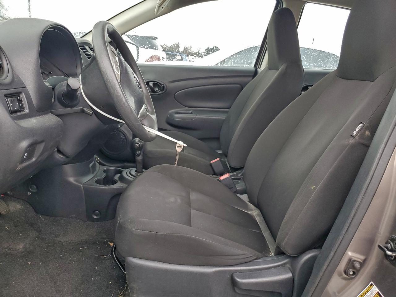 2017 NISSAN VERSA
