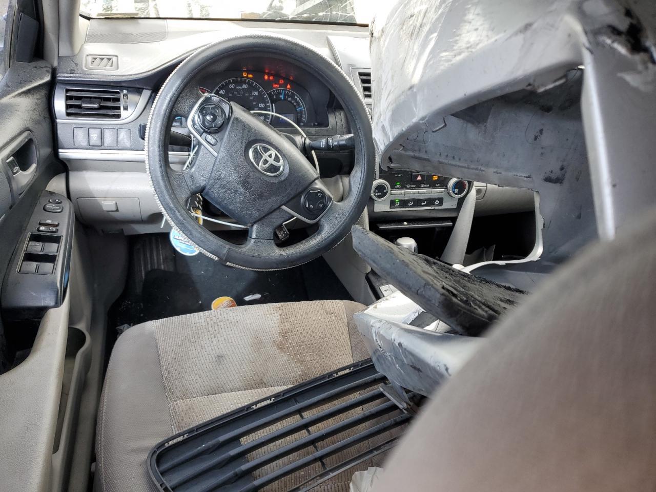2014 TOYOTA CAMRY