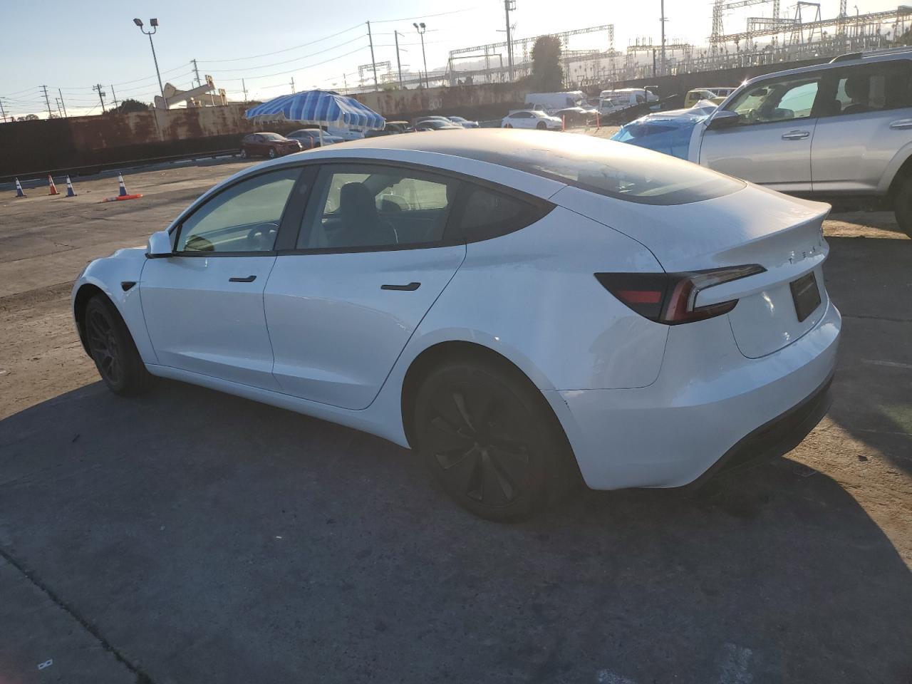 2025 TESLA MODEL 3