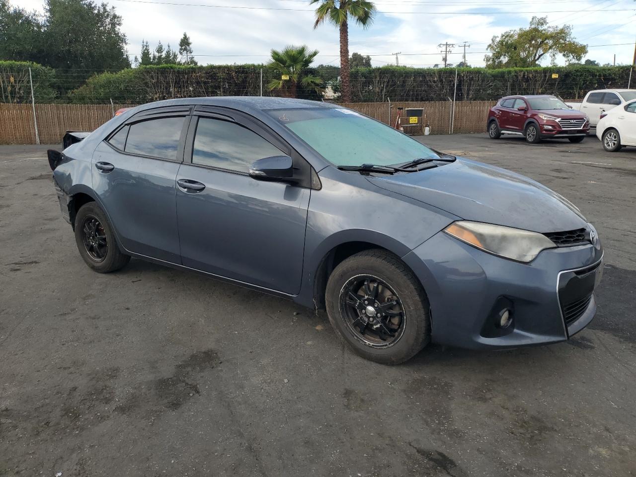 2016 TOYOTA COROLLA
