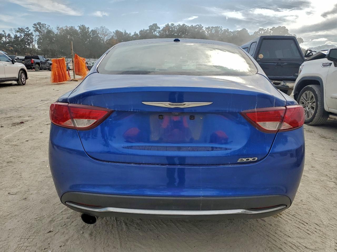 2015 CHRYSLER 200