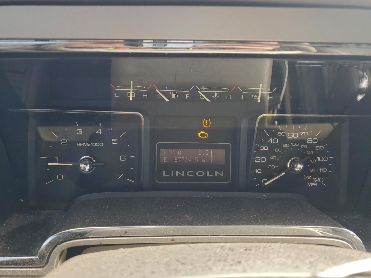 2010 LINCOLN Navigator