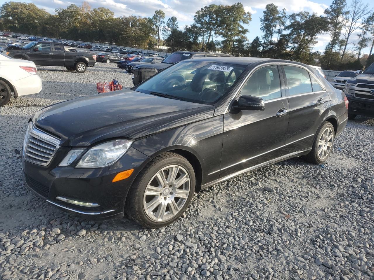 2013 MERCEDES-BENZ E-Class
