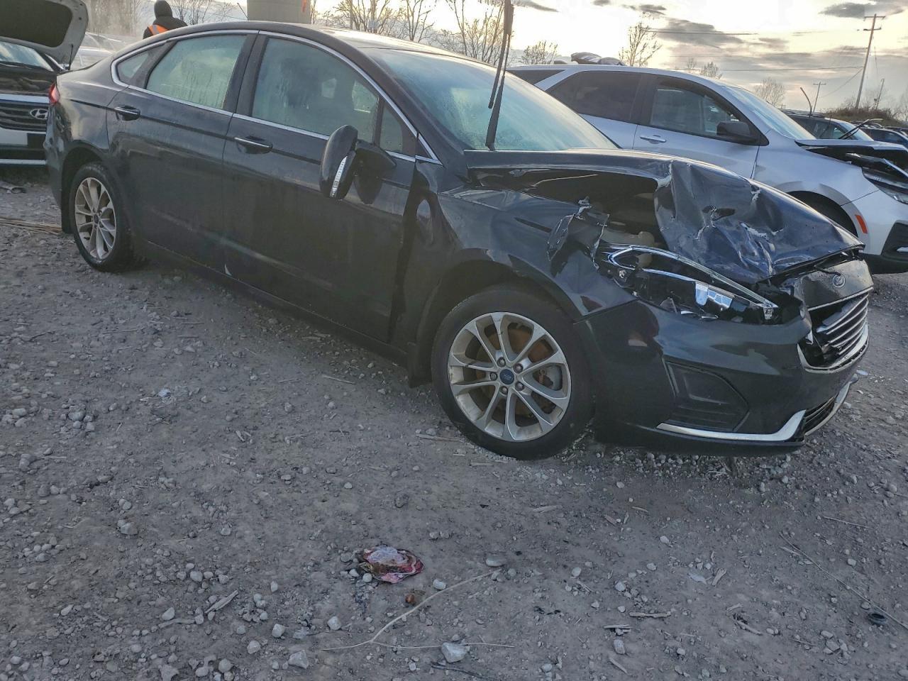 2019 FORD FUSION