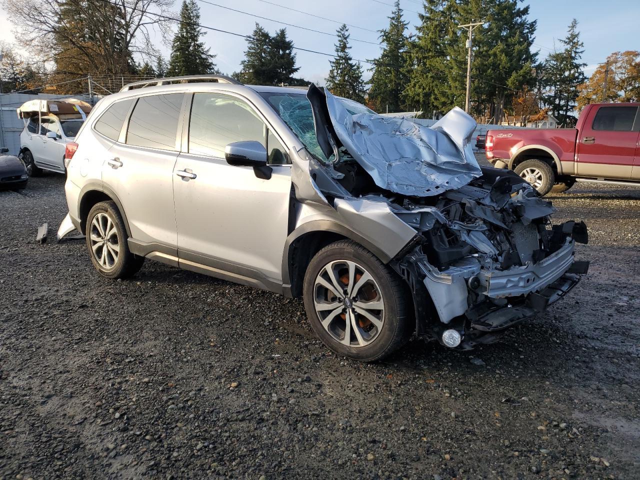 2020 SUBARU FORESTER