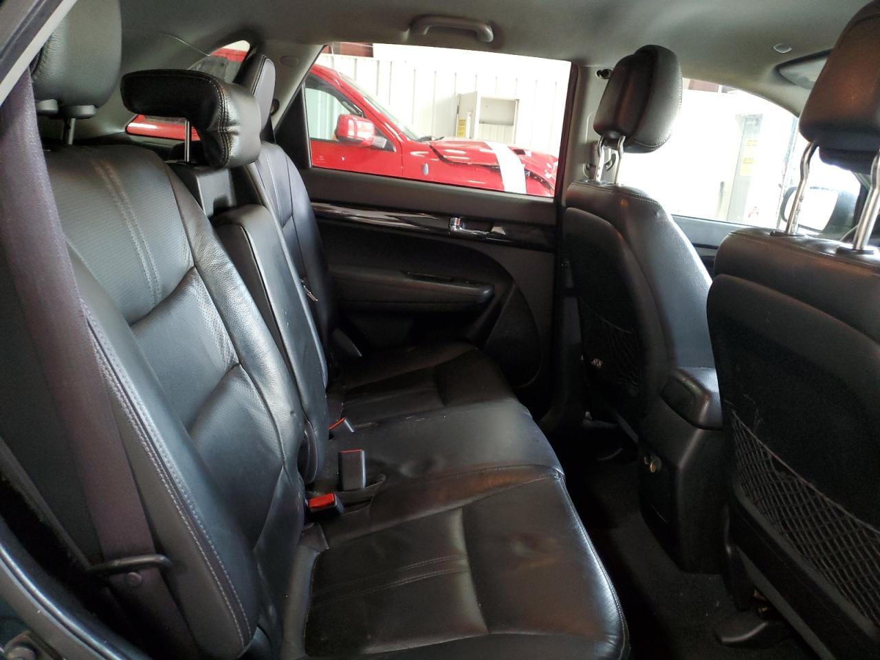 2011 KIA SORENTO