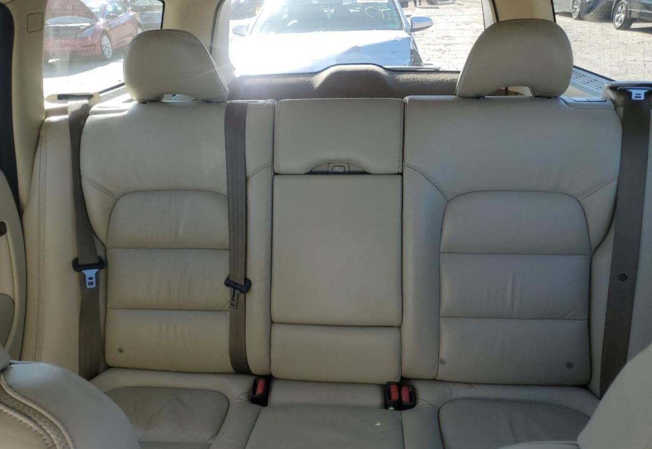 2009 VOLVO XC70