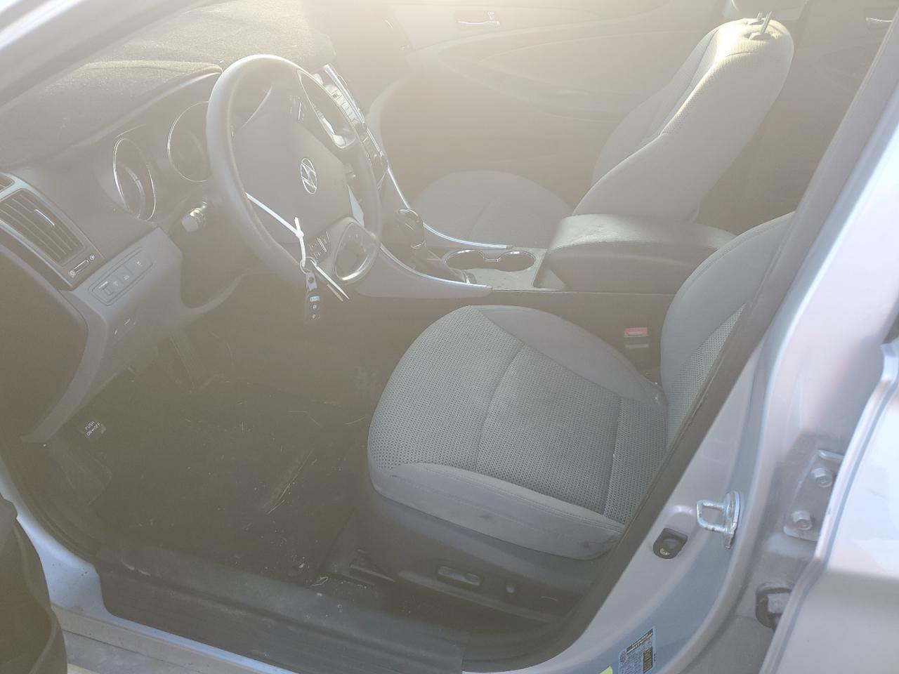 2011 HYUNDAI SONATA