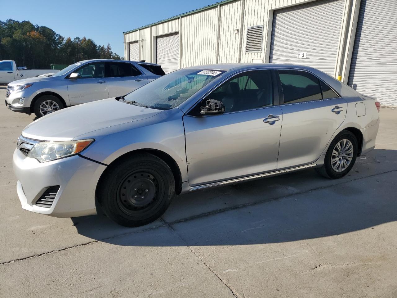 2014 TOYOTA CAMRY