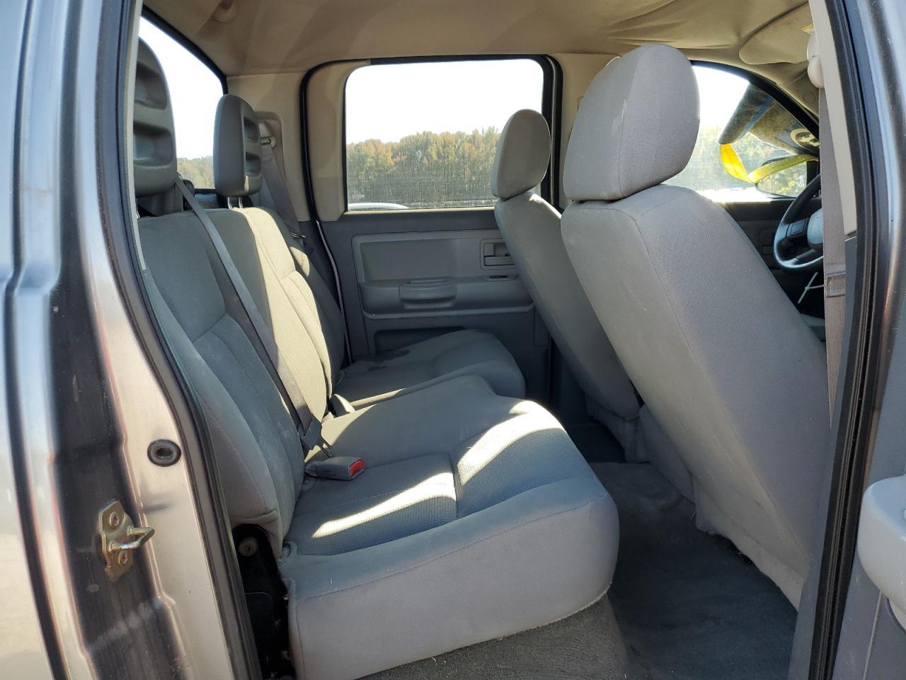 2006 DODGE Dakota