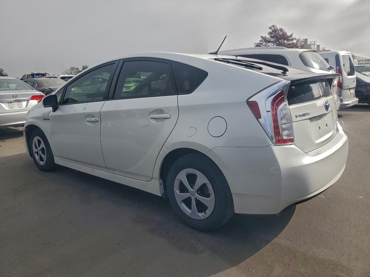 2015 TOYOTA PRIUS