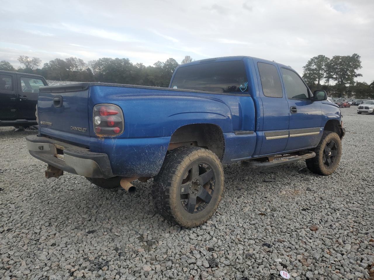 2004 CHEVROLET Silverado