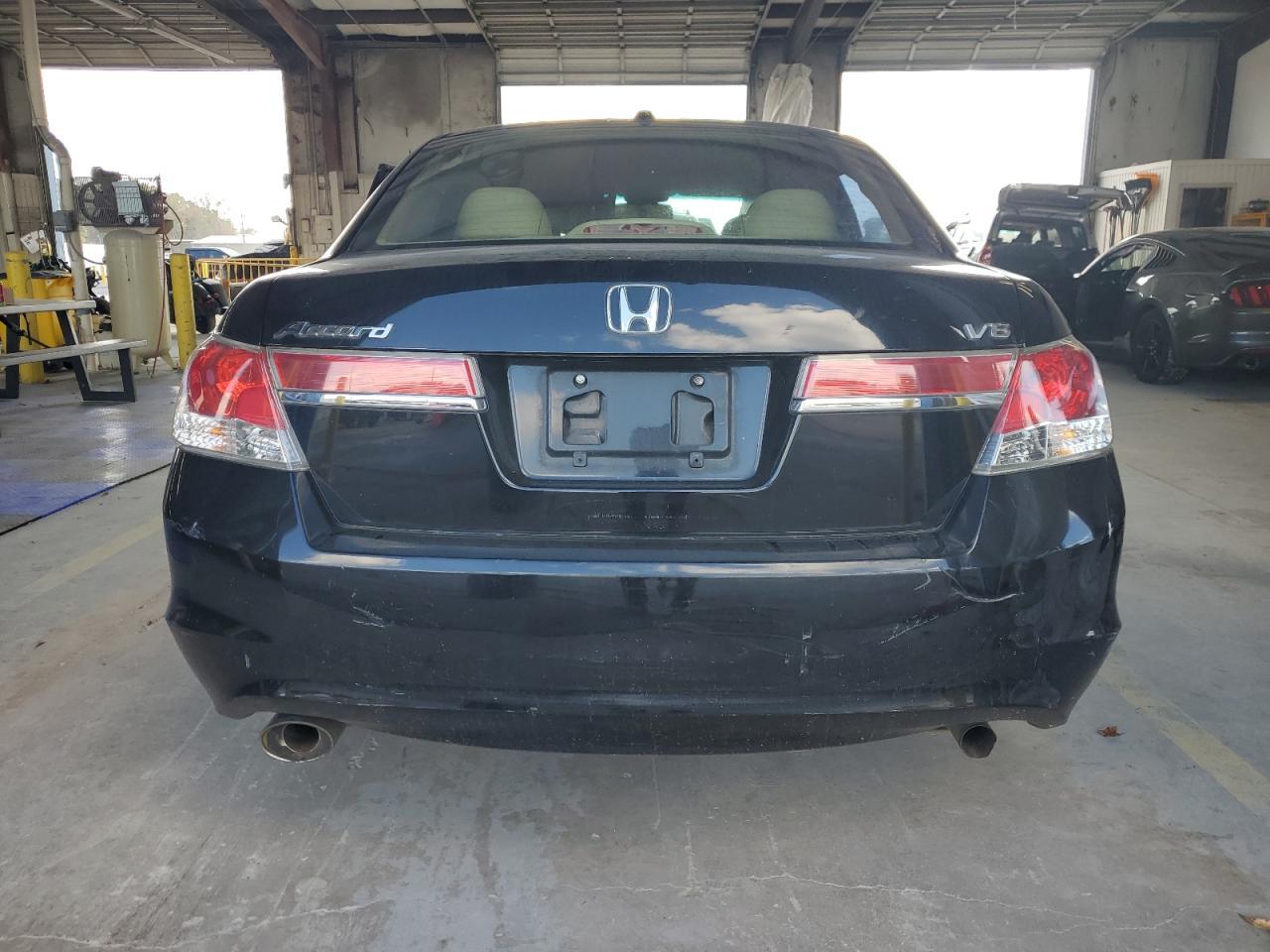 2011 HONDA ACCORD