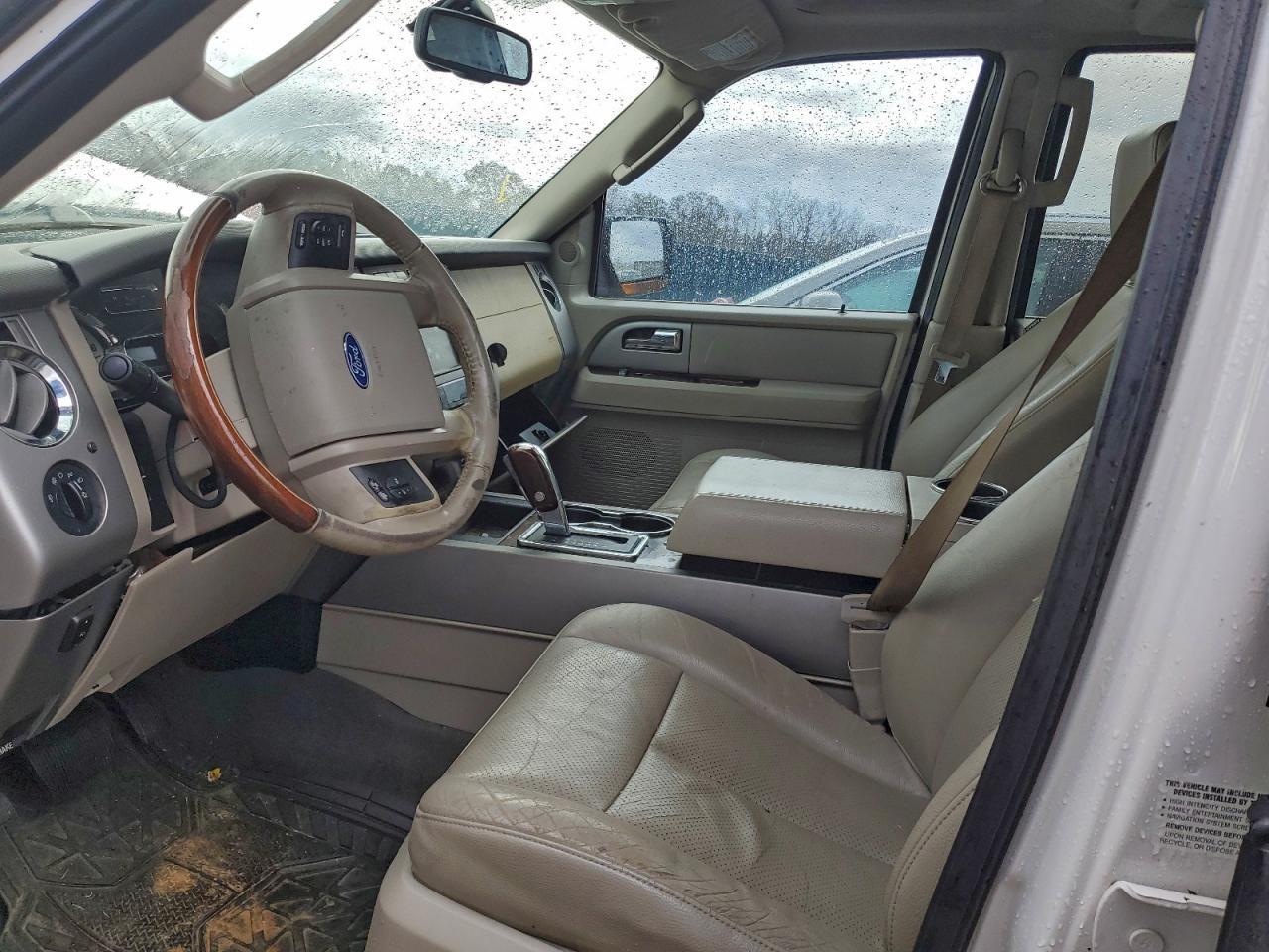 2010 FORD Expedition