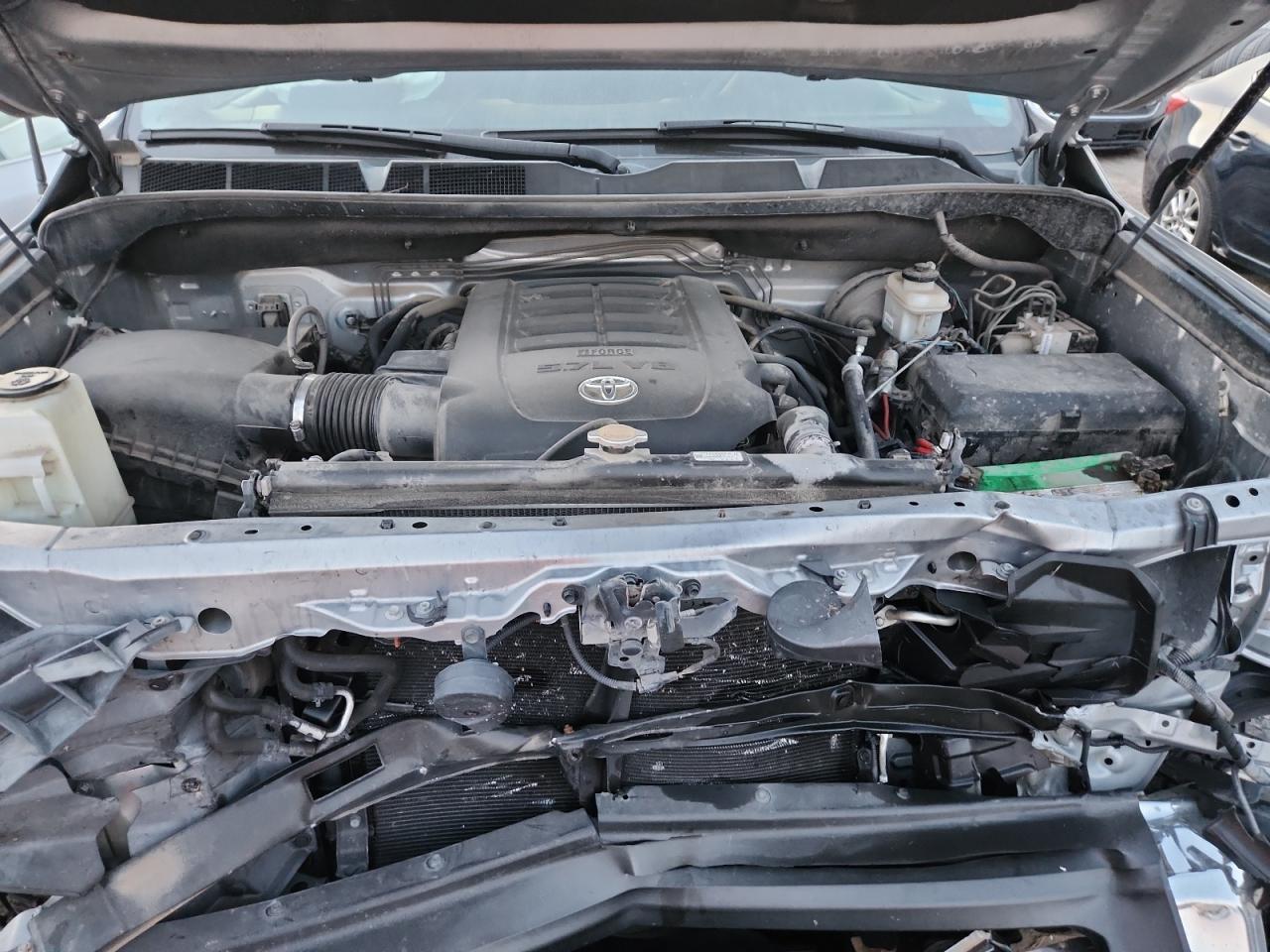 2014 TOYOTA TUNDRA