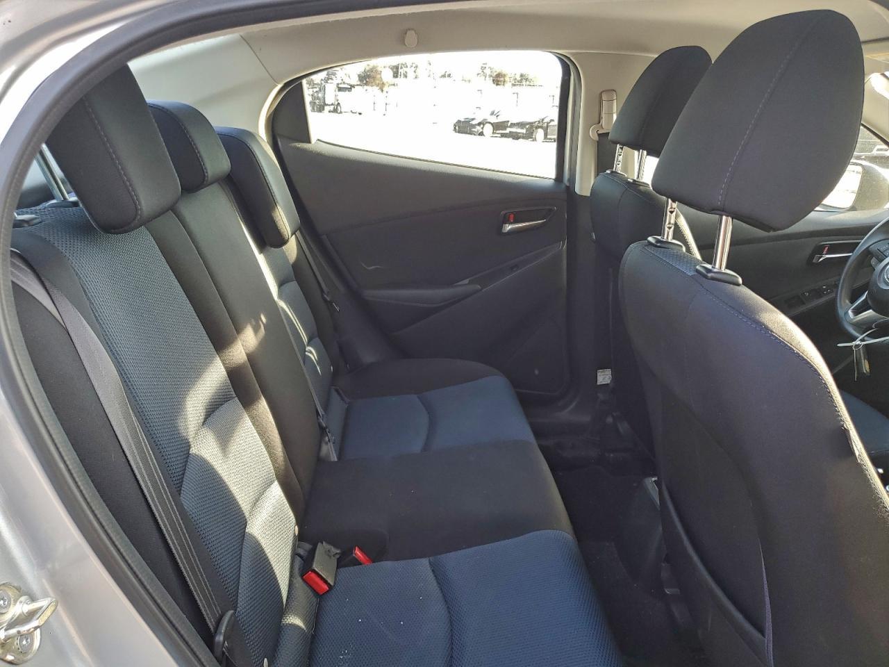 2017 TOYOTA YARIS