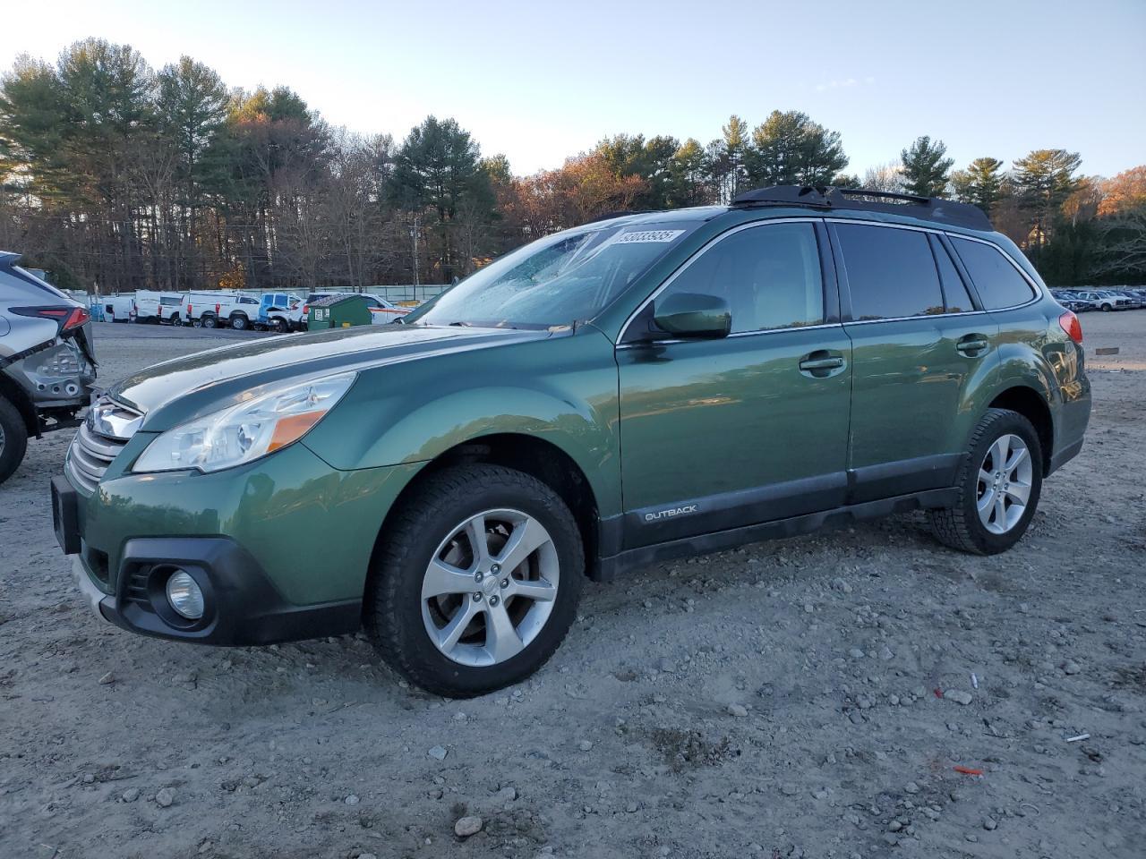 2013 SUBARU Outback