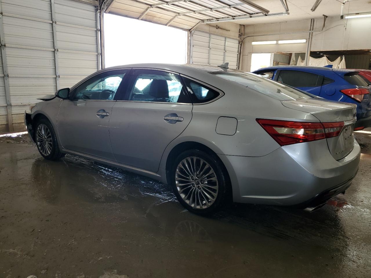 2016 TOYOTA Avalon