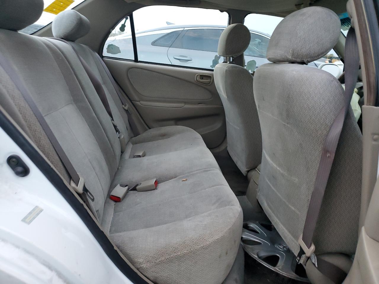 2002 TOYOTA COROLLA