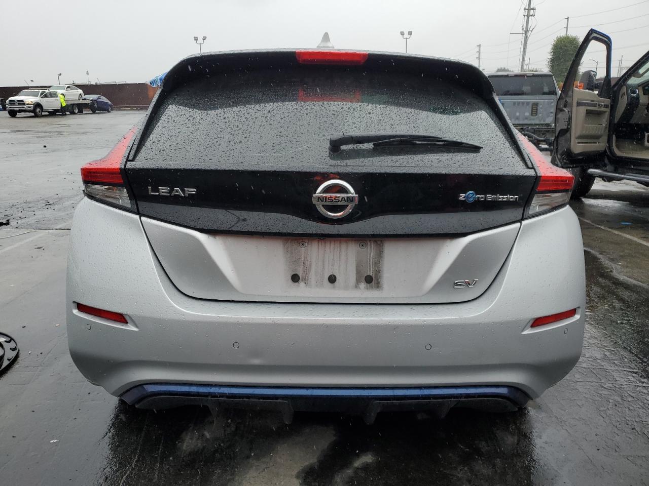 2020 NISSAN LEAF
