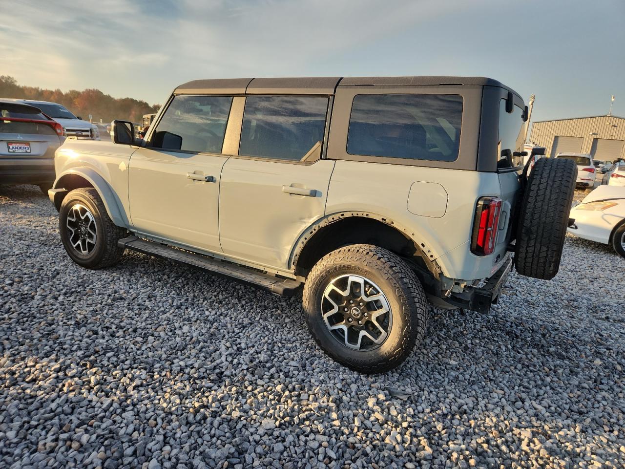 2024 FORD Bronco