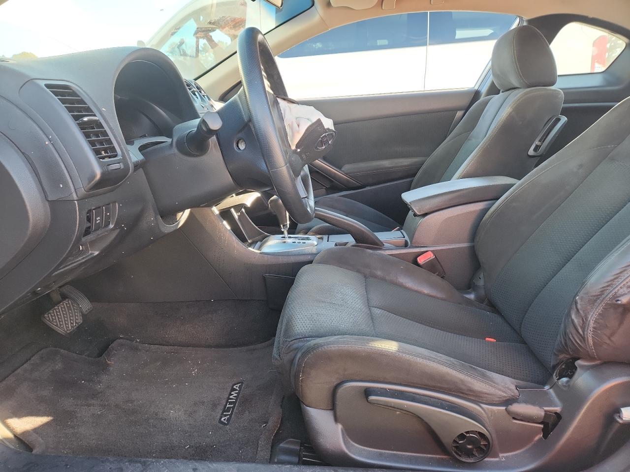 2010 NISSAN ALTIMA