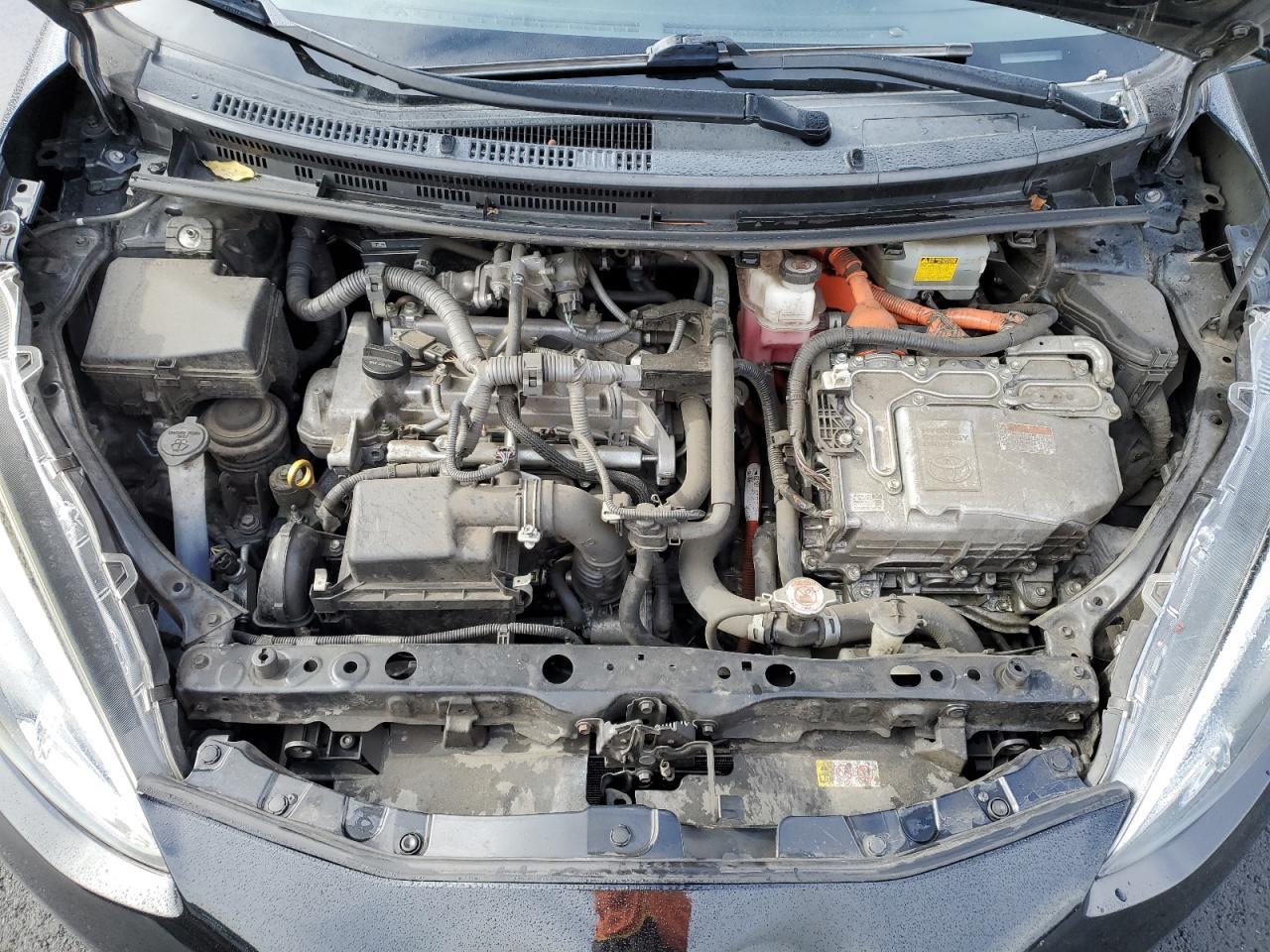 2018 TOYOTA Prius c
