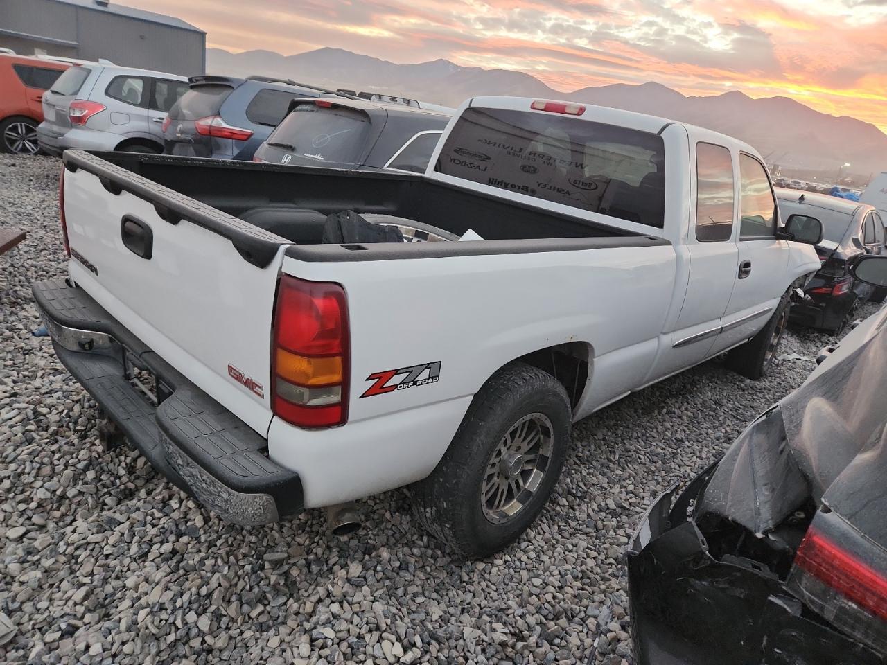 2003 GMC SIERRA 1500