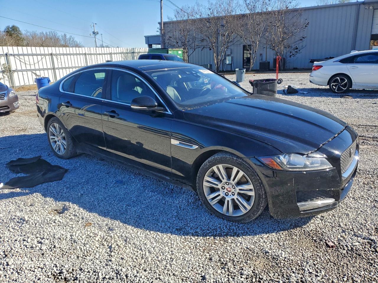 2016 JAGUAR XF