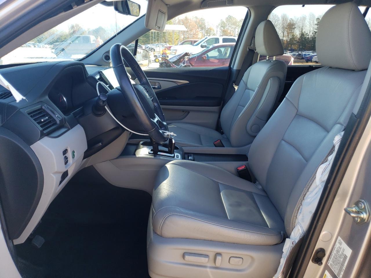 2020 HONDA PILOT