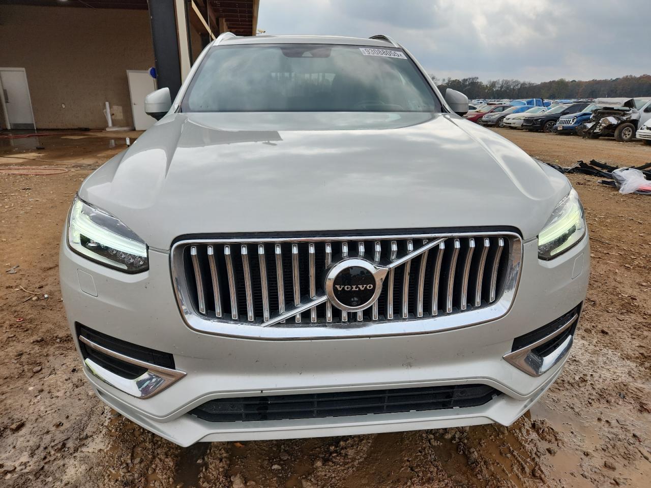 2021 VOLVO XC90