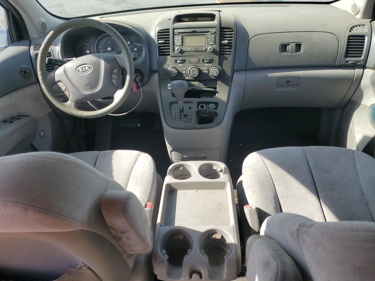 2009 KIA SEDONA