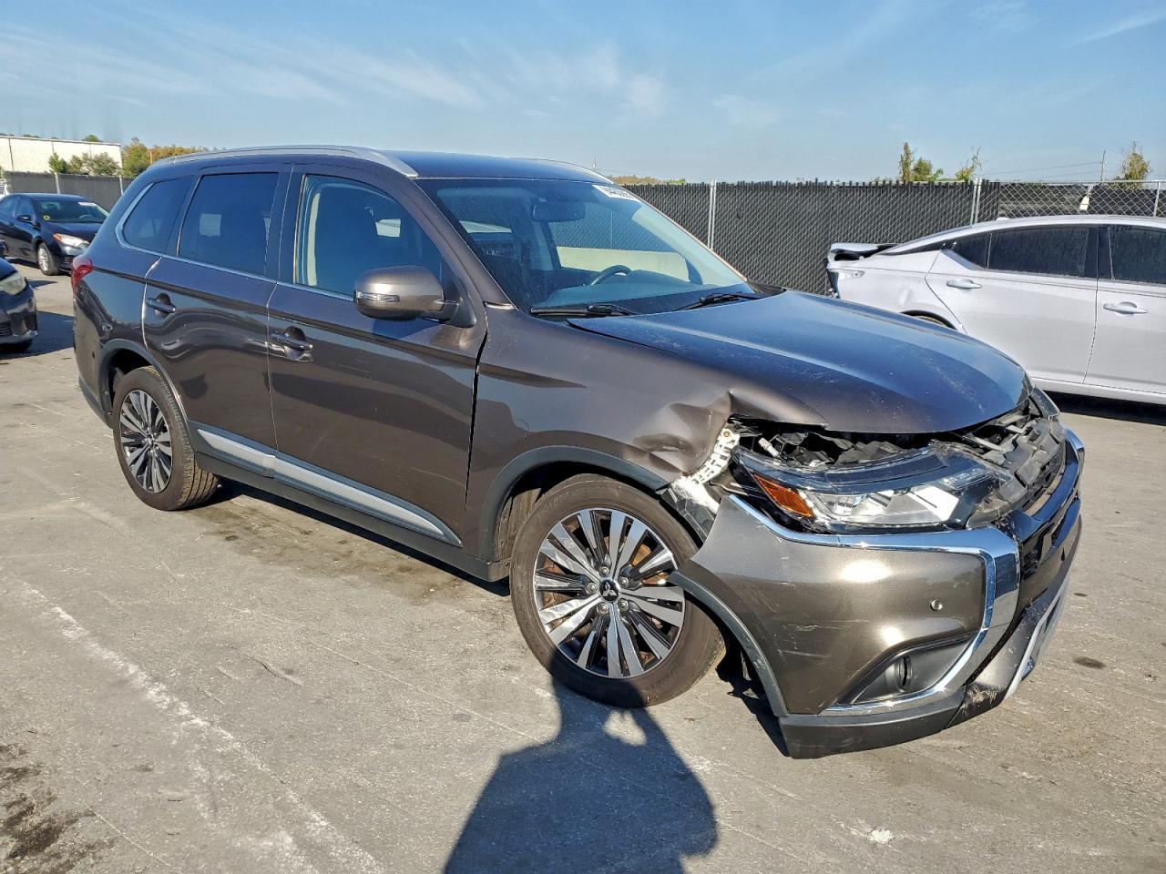 2019 MITSUBISHI outlander